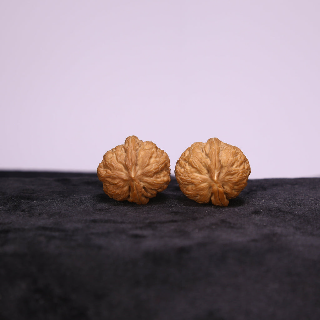 The Sculpted Vaults | Ping-Gu Yuan-Bao Walnut Set G4930