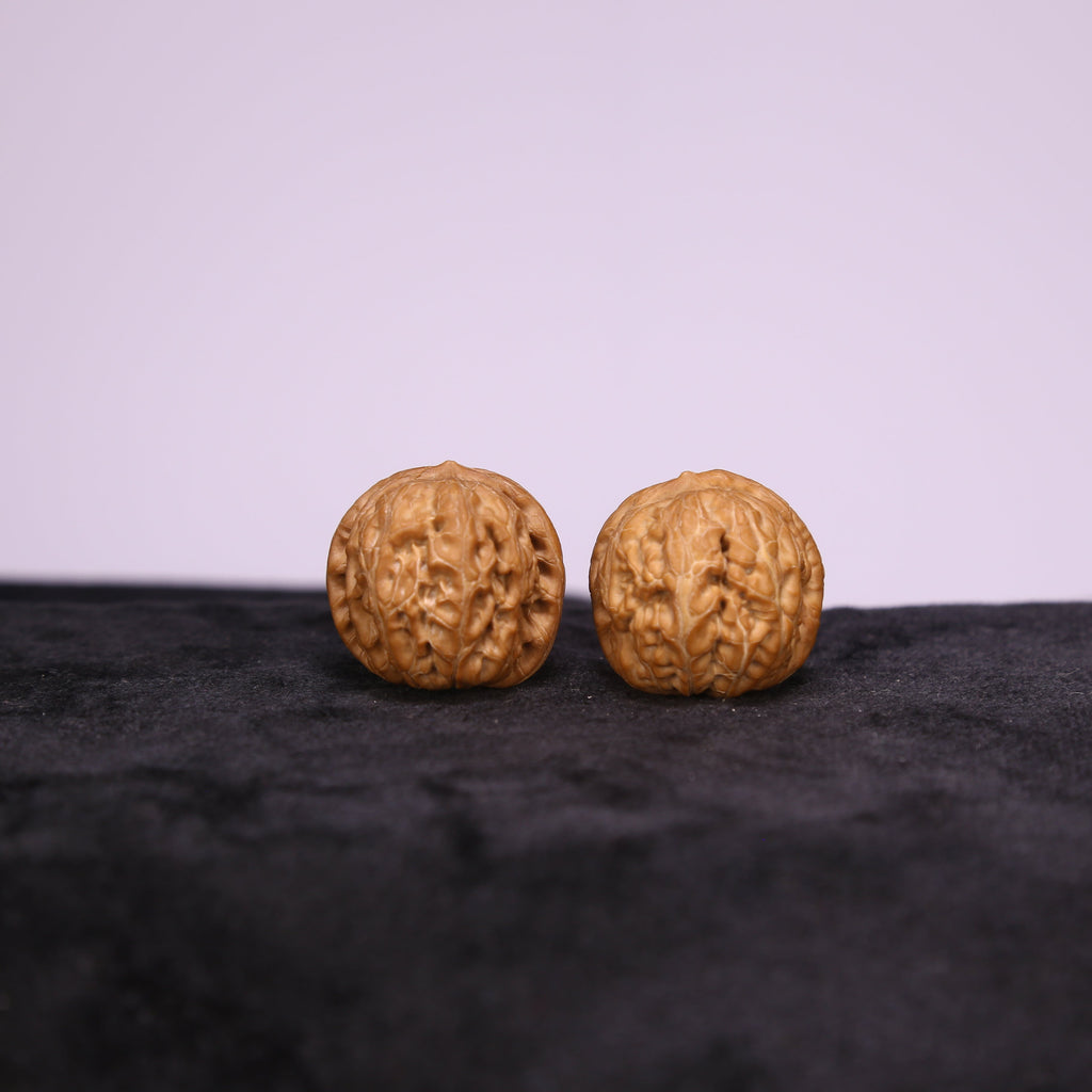 The Sculpted Vaults | Ping-Gu Yuan-Bao Walnut Set G4930