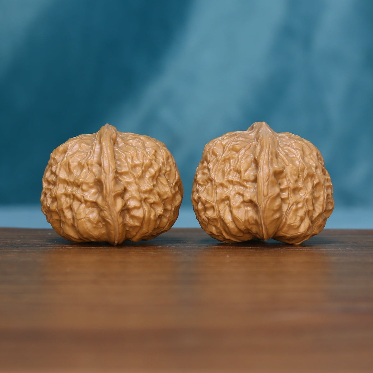 Reverse view of the 6105 Sunlit Ridge wenwan walnut pair
