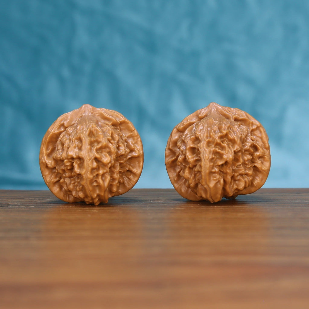 Qinhuangdao Yuanbao Wenwan Walnut Pair, SKU 6084