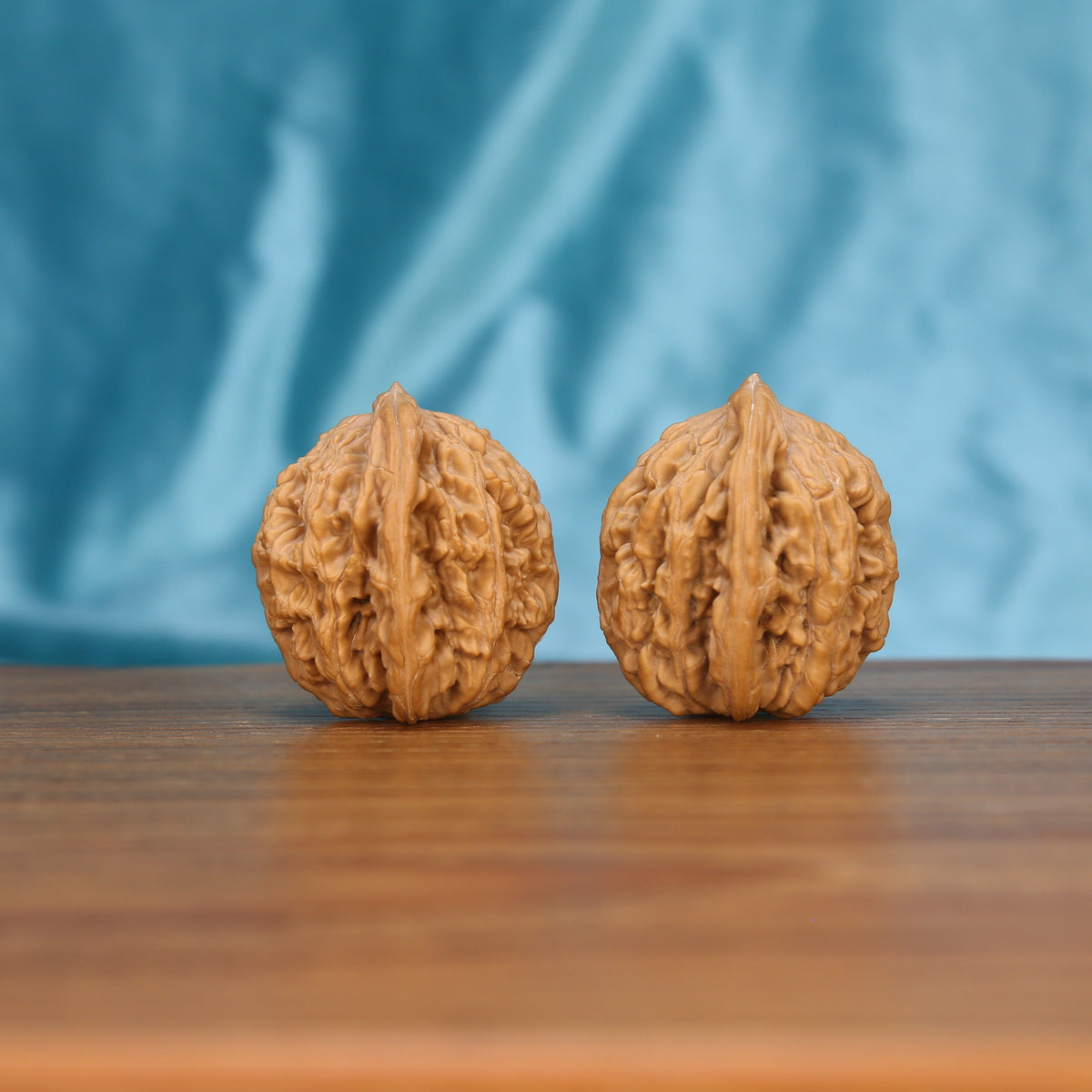 Mai-Sui Hu-Tou walnut set side profile – interlocking wheat ridge topography by mistbodhi
