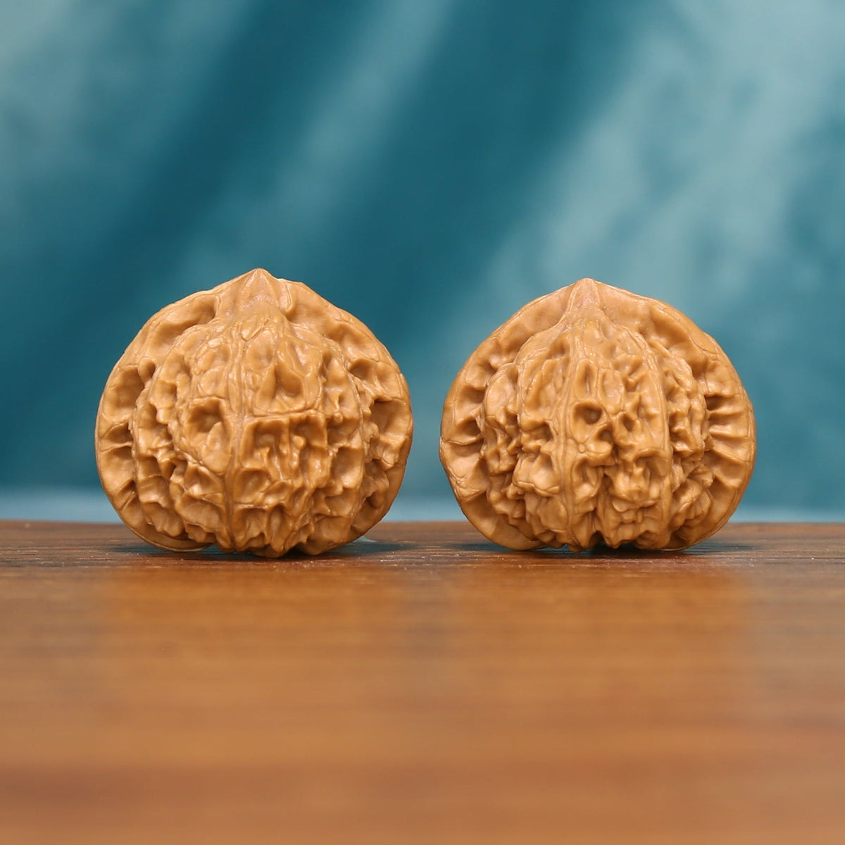 The Balanced Form | L20 Wenwan Walnut Set