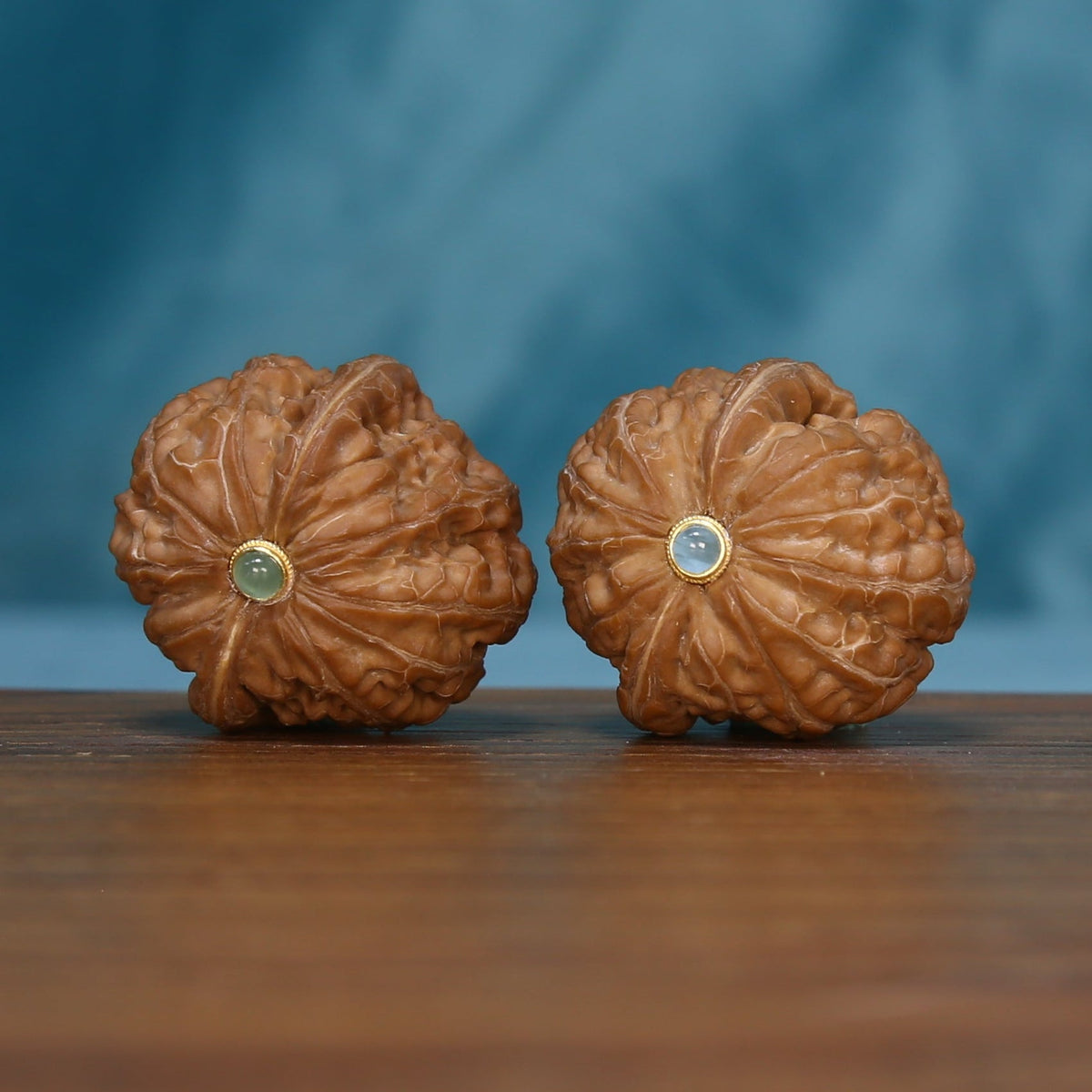 Pinggu Yuanbao wenwan walnut pair viewed from the ridged ends, SKU 4930
