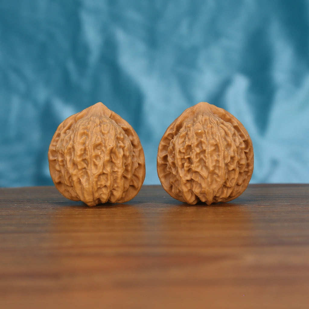 The Untamed Ridges | Xiao-Jin-Niu Walnut Set 5290